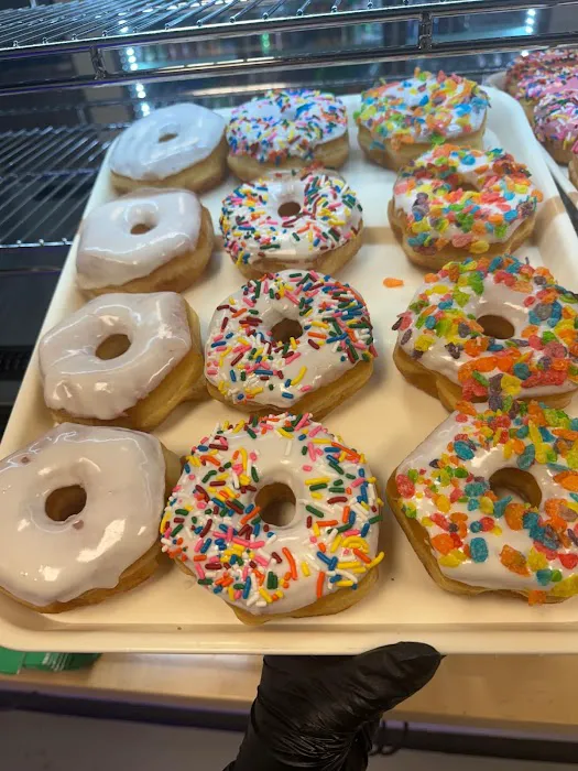 Yummy donut palace.boba tea.smoothies.coffee Picture 8