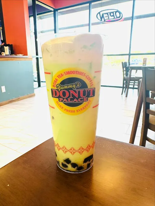 Yummy donut palace.boba tea.smoothies.coffee Picture 4
