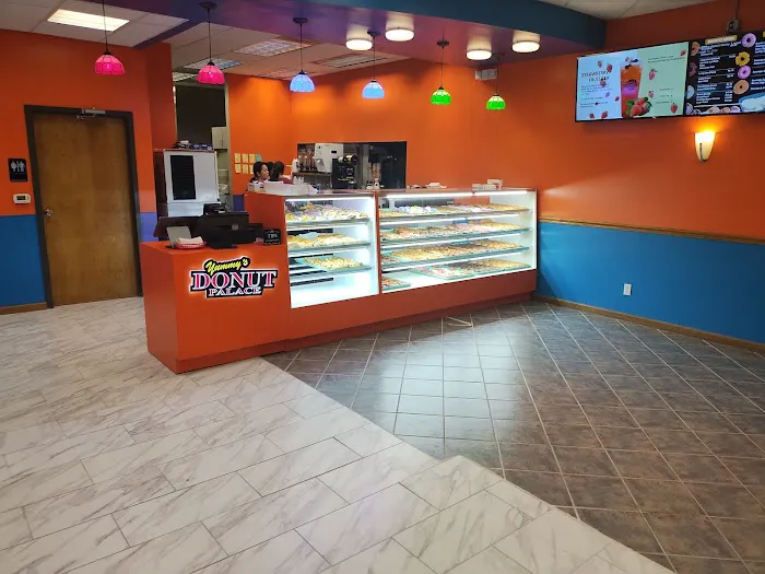 Yummy donut palace.boba tea.smoothies.coffee Picture 5