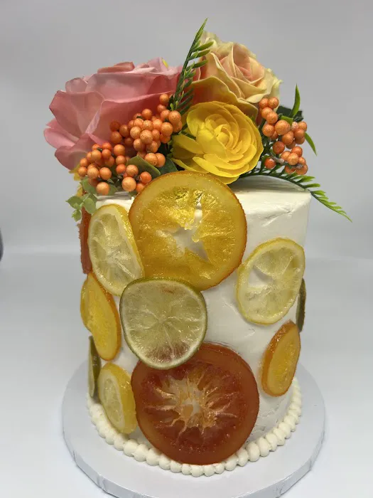 Lara's Cakes and Bakes Picture 10