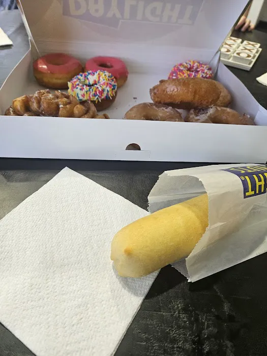 Daylight Donut North KC Picture 7