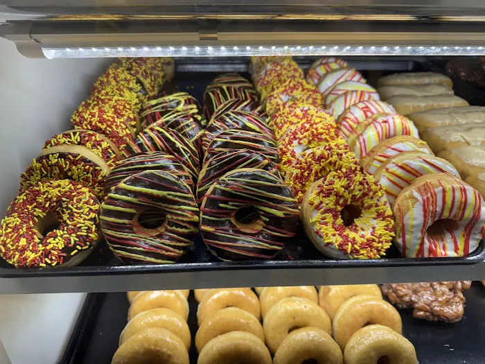 Daylight Donut North KC Picture 1