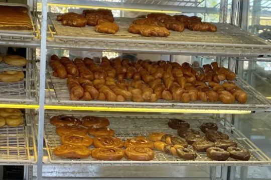LaMar's Donuts and Coffee