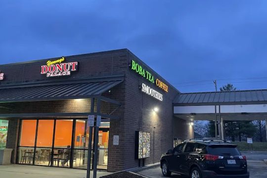 Yummyu2019s Doughnut Palace