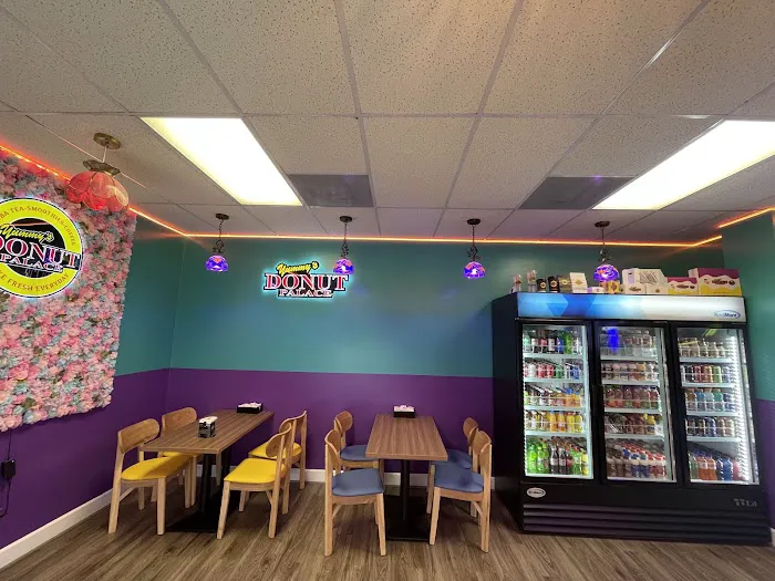 Yummy’s Doughnut Palace Picture 9