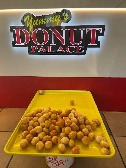 Yummy donut palace,boba tea,smoothies, coffee Picture 3