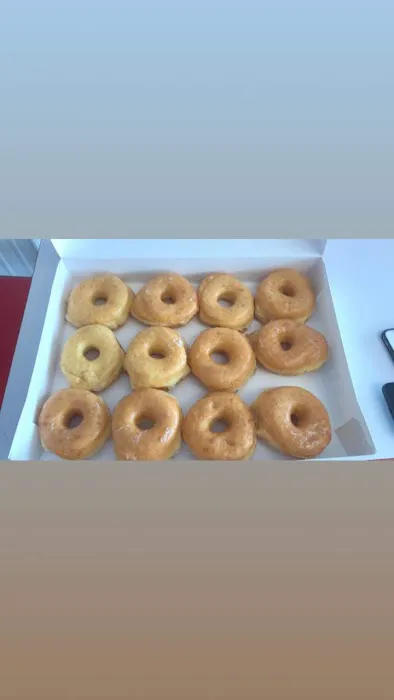 Donut Palace Picture 9