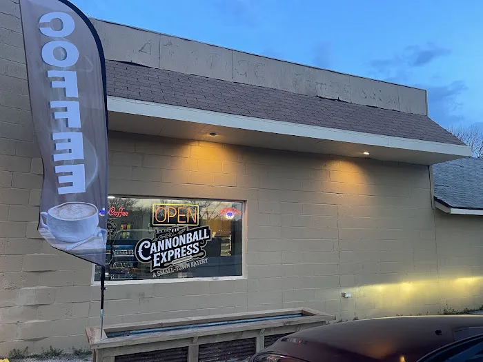 Cannonball Express Eatery Picture 7