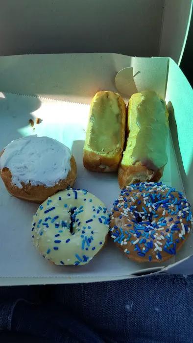 Sweet Al's Donut Shoppe Picture 6
