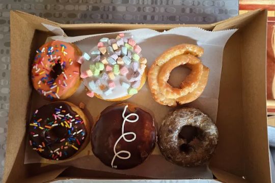 Gold-N-Glaze Donut & Coffee
