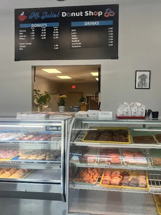 Mt. Juliet Donut Shop Picture 3