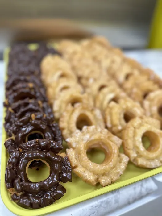 Home Town DONUTS Picture 1