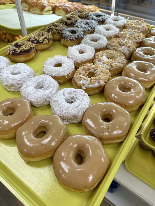 Home Town DONUTS Picture 10