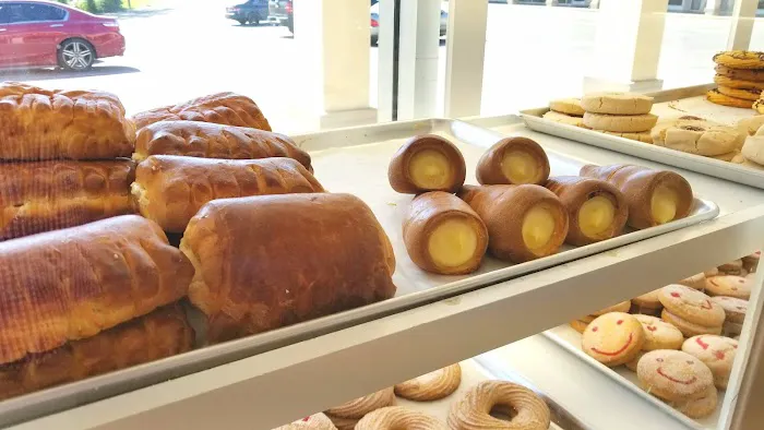 La Cemita Bakery Picture 5