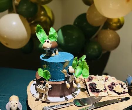 Berries n Cream Bakery