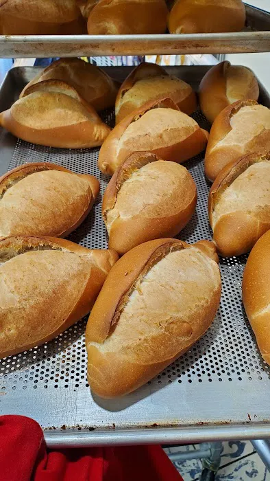 Panaderia & Pasteleria Lopez Picture 2