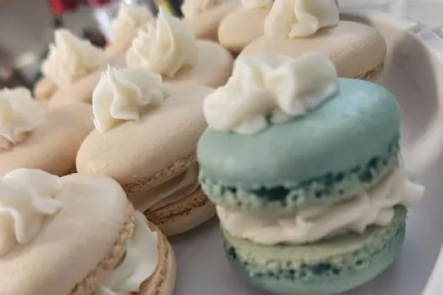 Meme's Macarons and sweets
