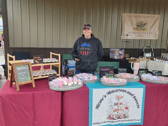 Meme's Macarons and sweets Picture 4