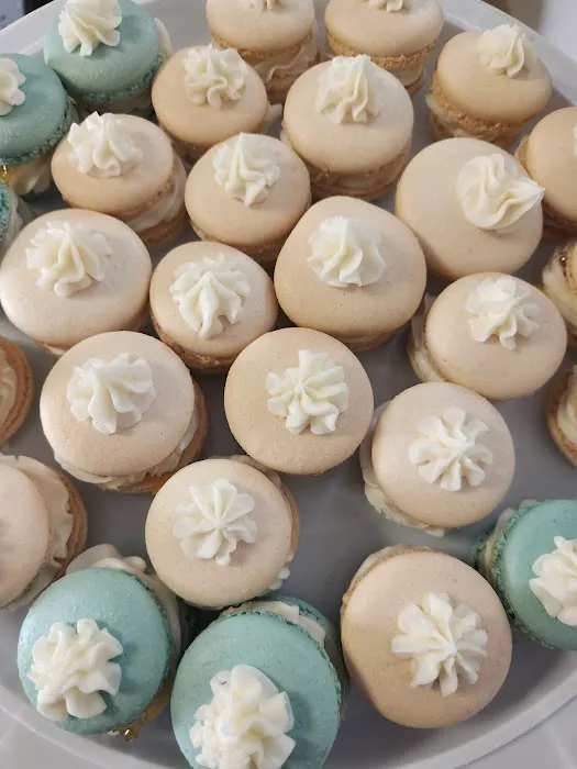 Meme's Macarons and sweets Picture 2