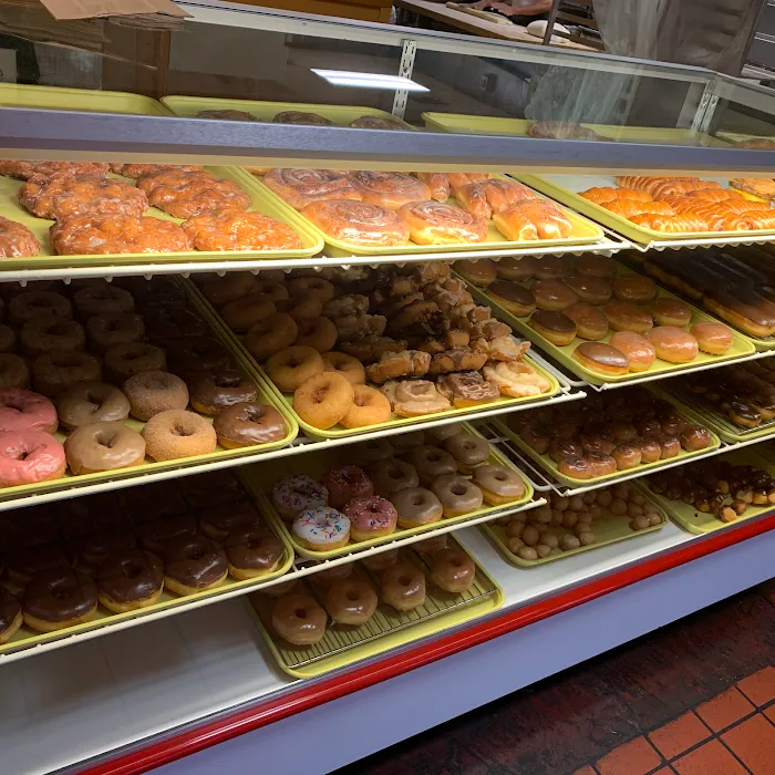 Donut Palace Picture 7