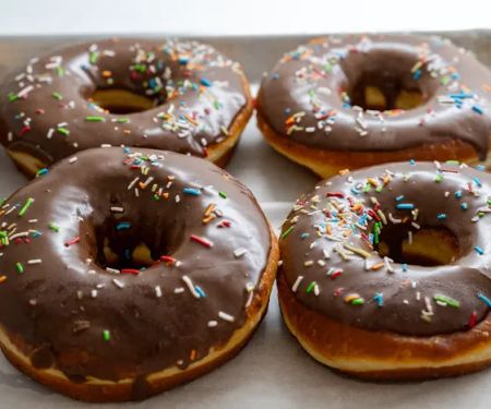 Nenas Bakery