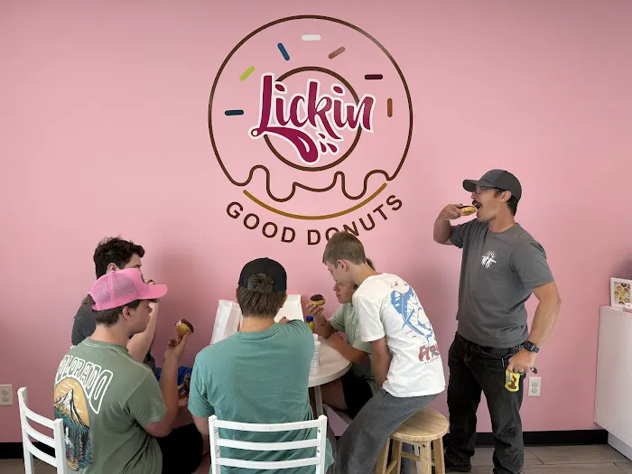 Lickin Good Donuts Picture 7