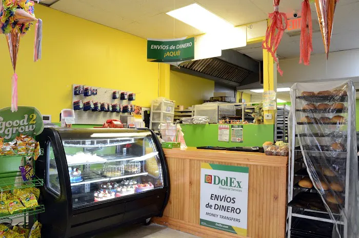 La Campechana Bakery Picture 2
