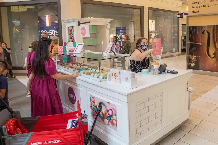 Woops! Macarons & Gifts (Opry Mills Mall) Picture 2