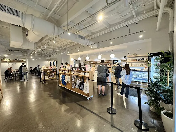 Dozen Bakery Picture 2