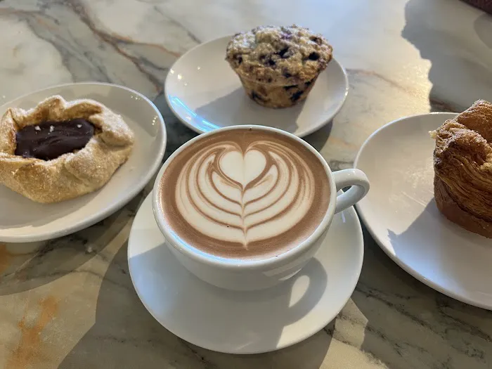 Dozen Bakery Picture 1