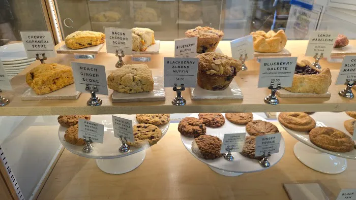 Dozen Bakery Picture 6