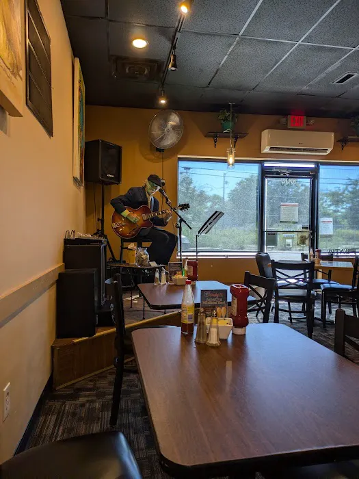 Shugga Hi Bakery & Cafe Picture 5