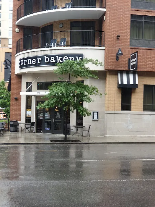 Corner Bakery Cafe Picture 4