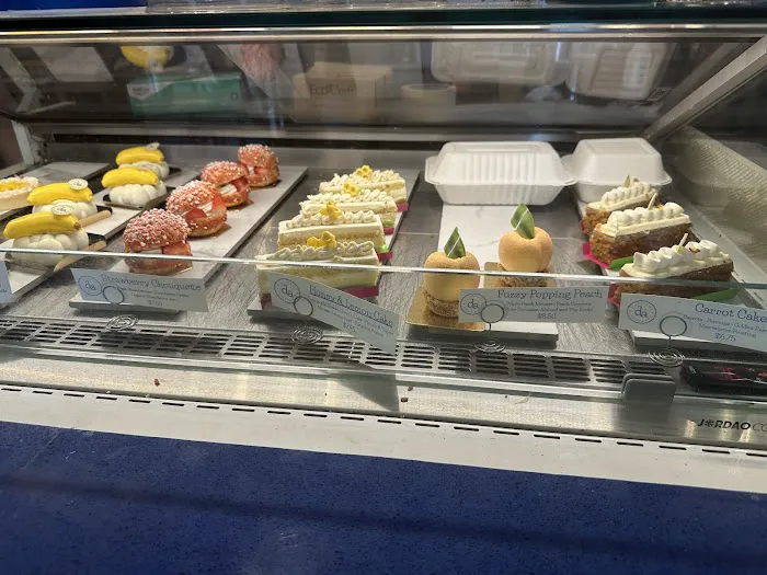 D’Andrews Bakery & Cafe Picture 6