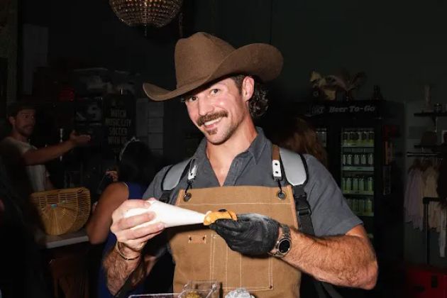 Cowboy Cannolis