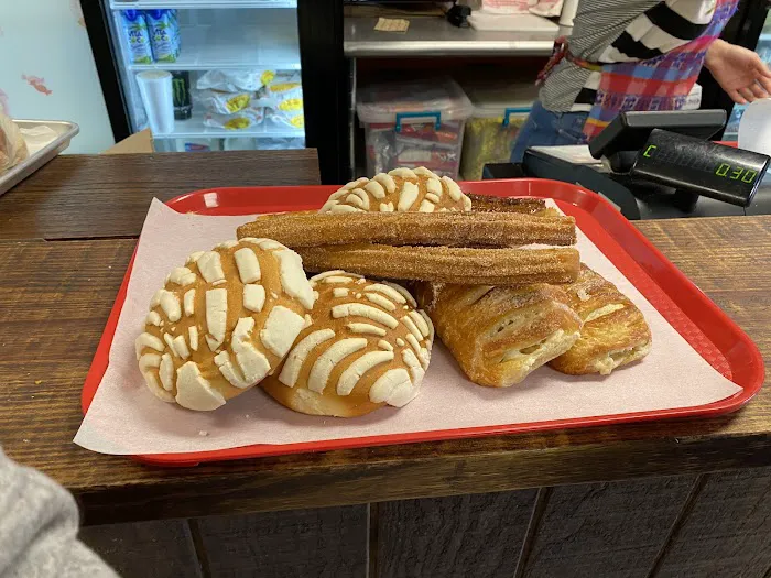 La Salvadorena Bakery & Cafe Picture 4