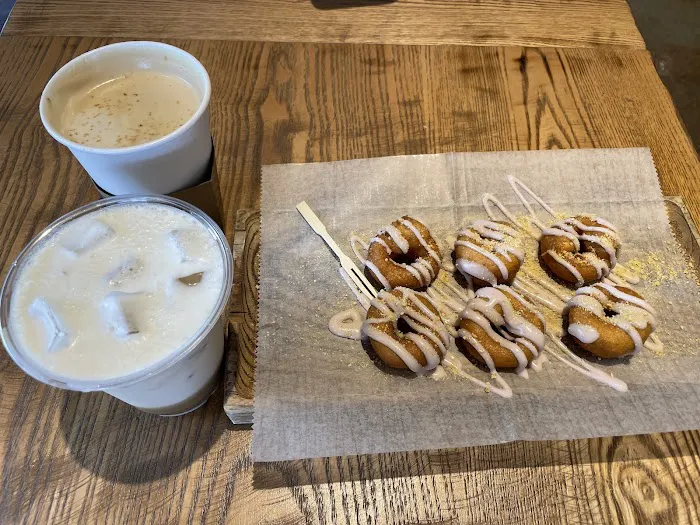 Itty Bitty Donuts & Specialty Coffee Picture 2