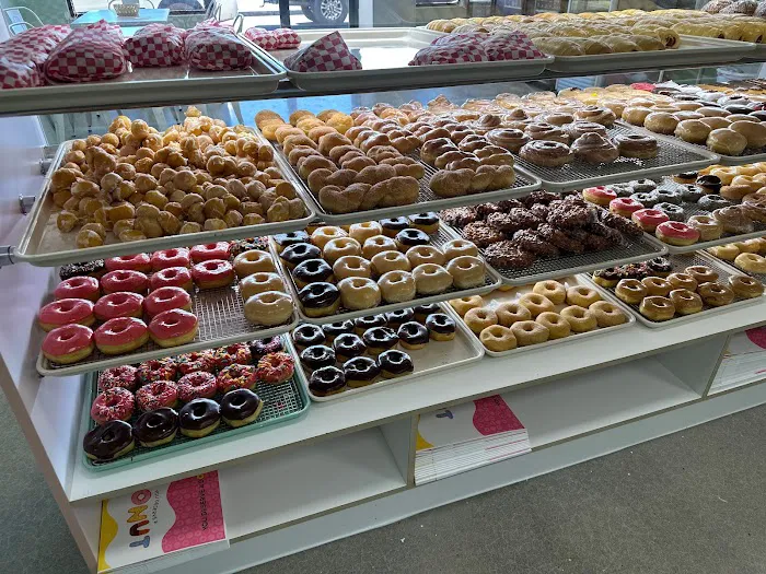 Helen donut Springfield TN Picture 10