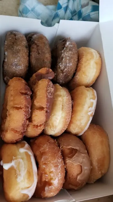 Donut Palace Picture 8