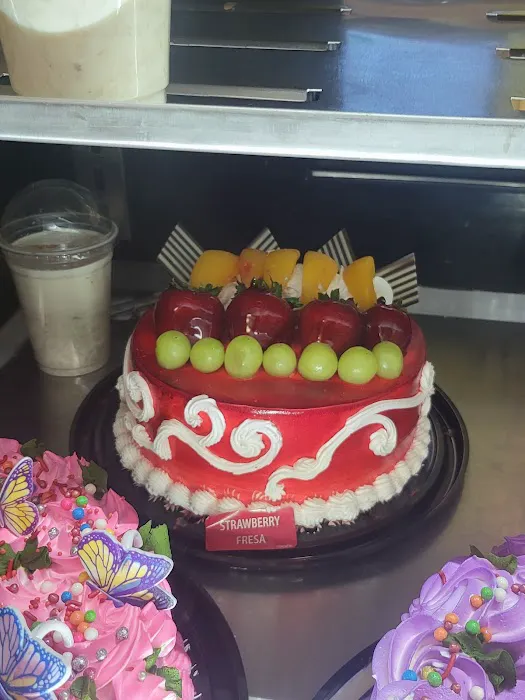 La Hispana Bakery Picture 10