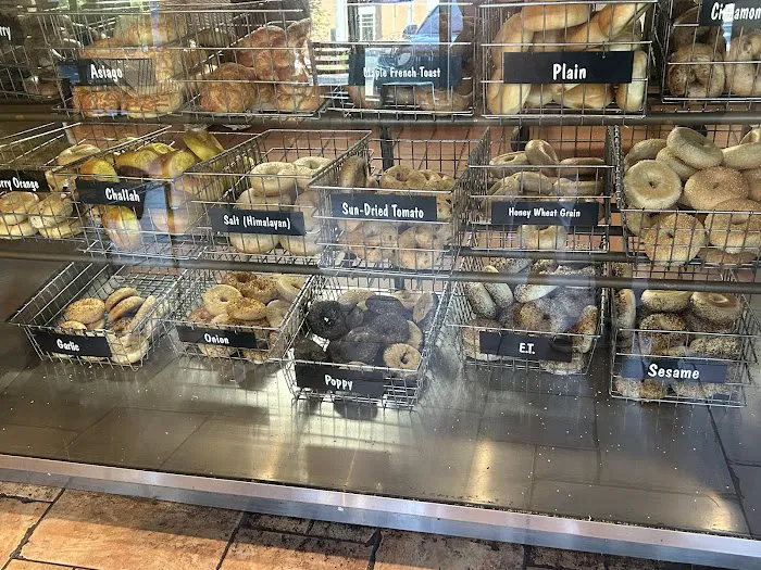Star Bagel Cafe Picture 6