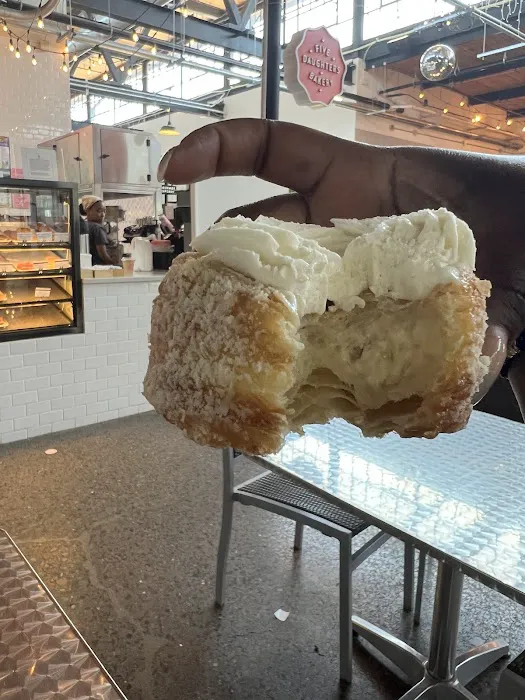 Five Daughters Bakery | L&L Market Picture 3