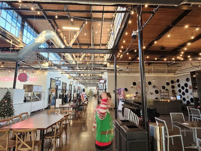 Five Daughters Bakery | L&L Market Picture 2