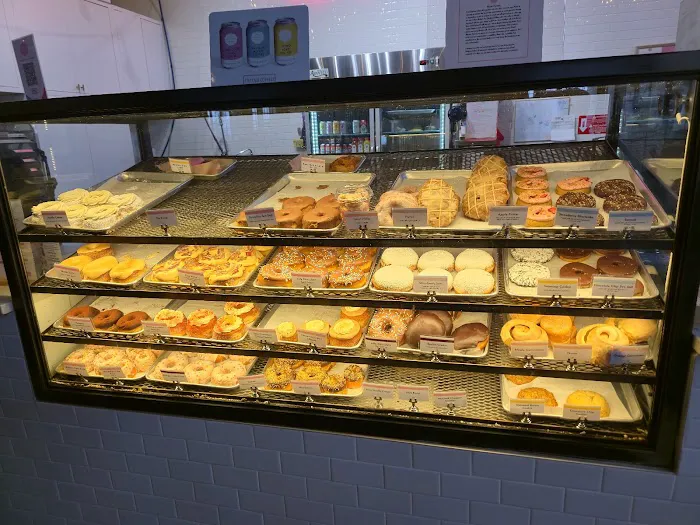 Five Daughters Bakery | L&L Market Picture 8