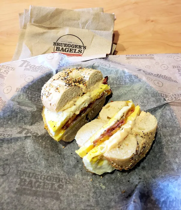 Bruegger's Bagels Picture 7