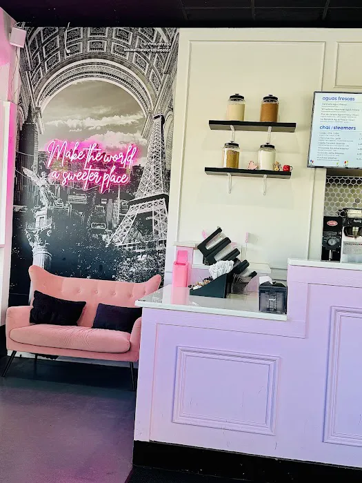 Viva La Fresa Bakery & Cafe Picture 3