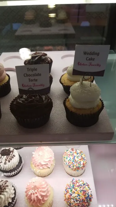 Gigi's Cupcakes Picture 3