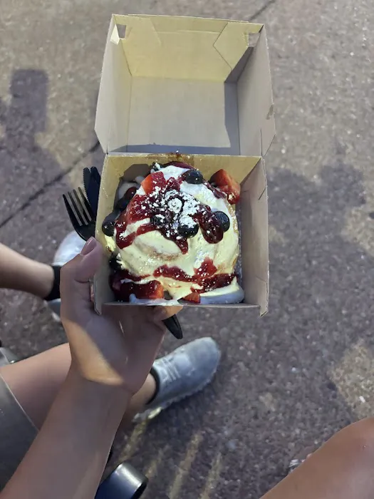 Cinnaholic Picture 4