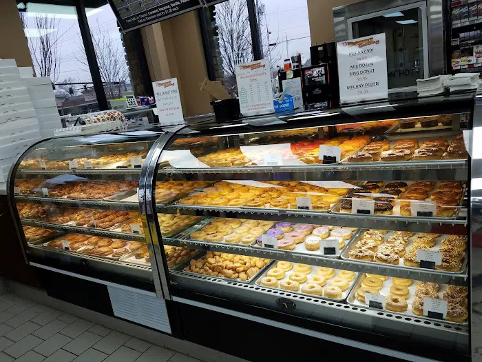 TJ's Donut Factory Picture 7
