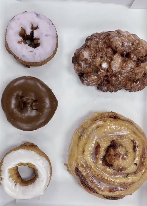 TJ's Donut Factory Picture 3